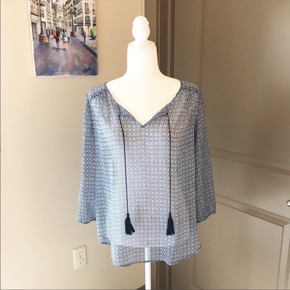 St. John’s Bay Flowy Top // Size Medium